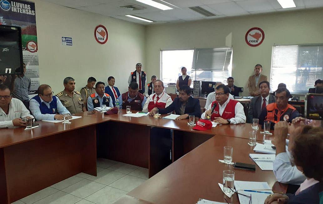 ​Gobernador de Arequipa pide declaratoria de emergencia y la instalación de un laboratorio