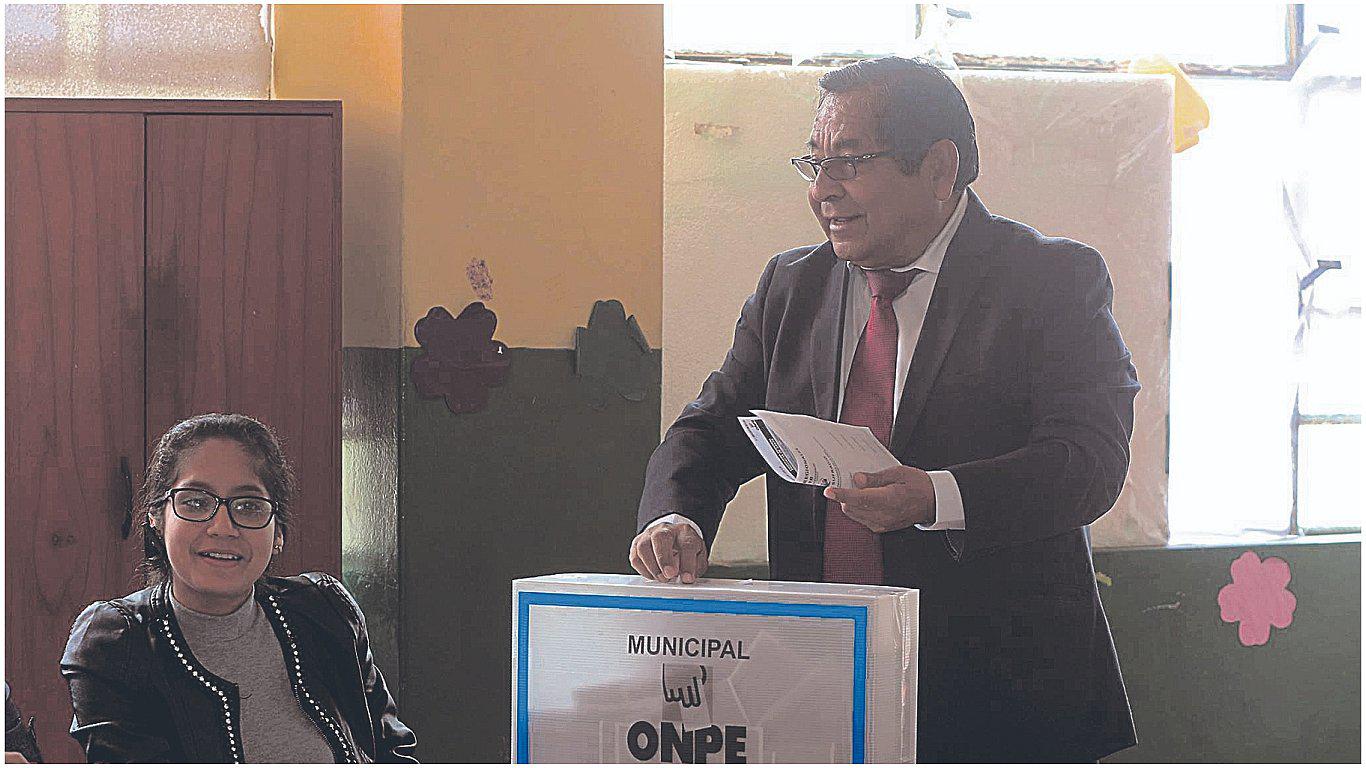 Luis Gamarra espera que su sucesor continúe las obras que deja encaminadas 