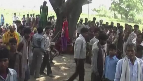 India: Ahorcan a dos niñas luego de violación grupal