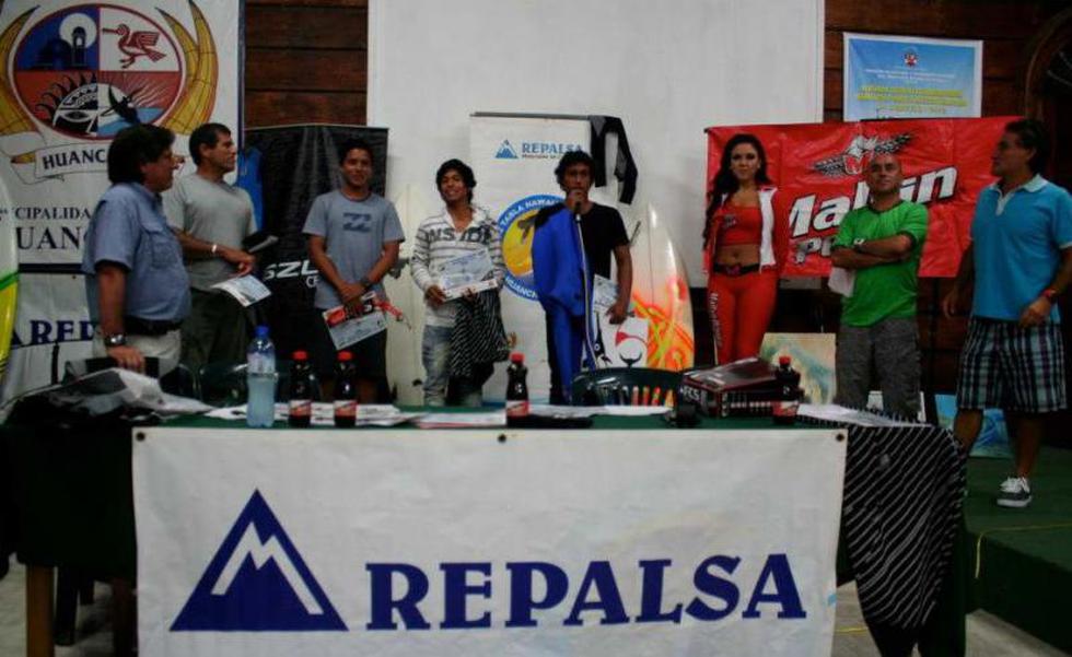 Premiaron a campeones de tabla de Trujillo