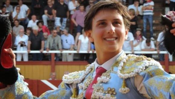 Torero peruano Andrés Roca Rey fue corneado en España