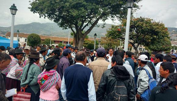 Pobladores de Vinchos reclaman por afectación de terrenos por parte de empresa de telefonía 