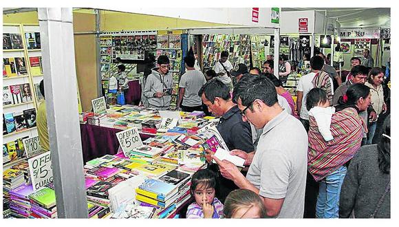 ​Raúl Tola y Hugo Coya inauguran la 9° Feria de Libro de Huancayo