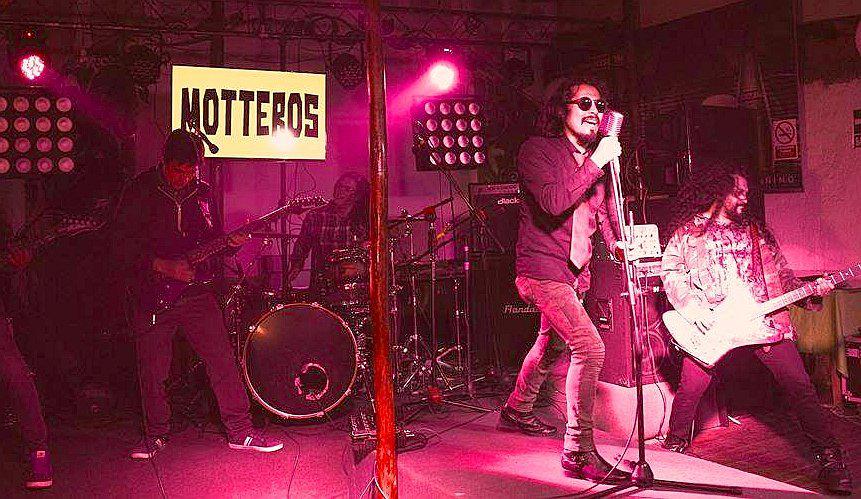 Motteros, la banda peruana que difunde la 'Montaña de Siete Colores' en Cusco