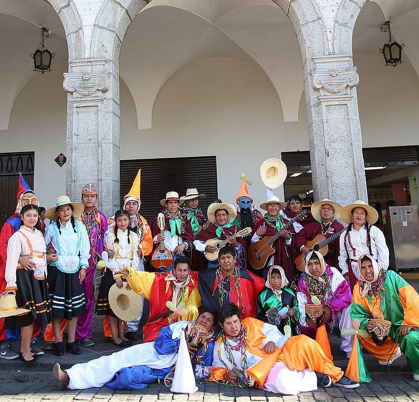La peculiar picardía de la comparsa de La Tomilla