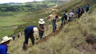 Construirán 42 qochas y reservorios para mejorar  la producción agrícola y pecuaria de Ayacucho