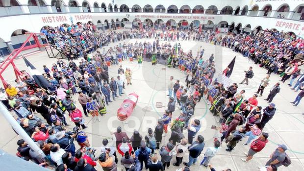 This was the farewell to the Cusco leader killed by a bullet in the protests (Photos: Juan Sequeiros)