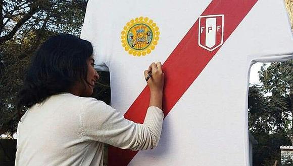 Lambayeque: Turistas firmarán camiseta gigante para alentar a Perú