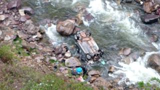 Despiste de vehículo deja tres muertos en la vía Macusani-Ollachea