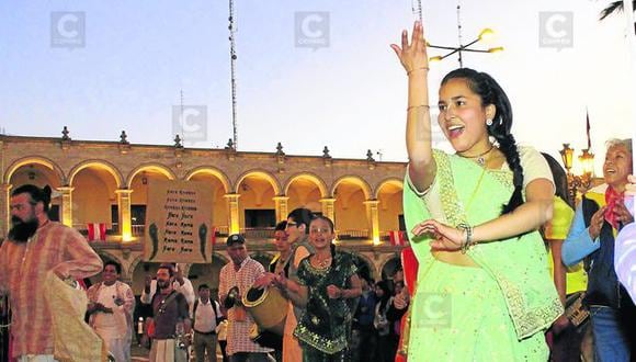 Bollywood llega a Arequipa con 200 grupos de baile hindú