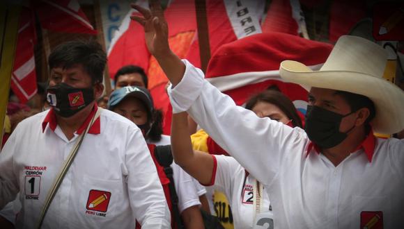 “No hay que pretender, compatriotas, separar esta trípode”, señaló Waldemar Cerrón durante la inauguración de un local de campaña de Perú Libre en Junín. (Foto: Facebook)