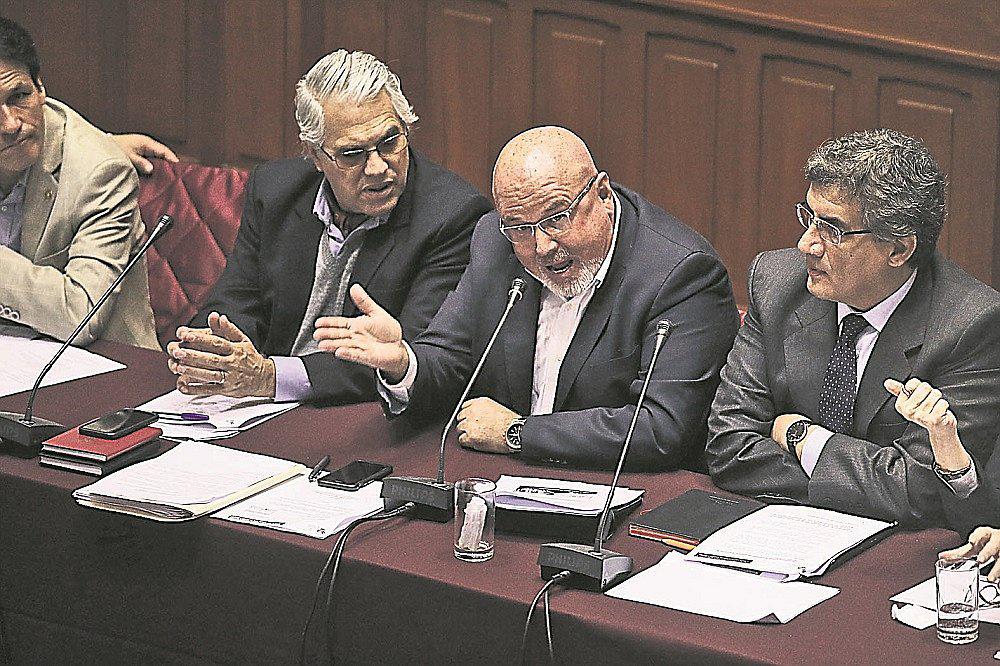 Fuerza Popular y el APRA se quedan solos en Mesa Directiva del Congreso