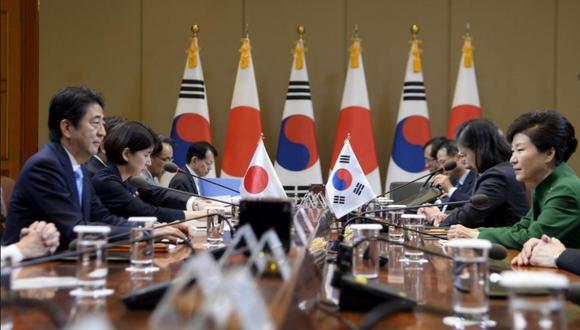 ​Líderes de Corea del Sur y Japón se comprometen a resolver sus disputas
