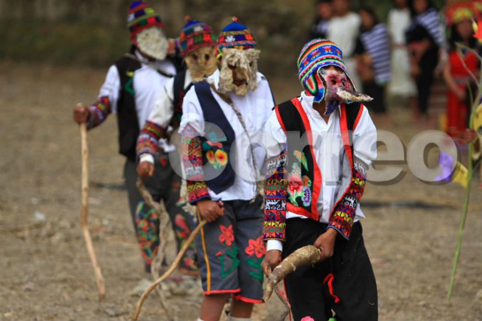 Escenifican pagapu en manantial de Wariwillka (VIDEO)