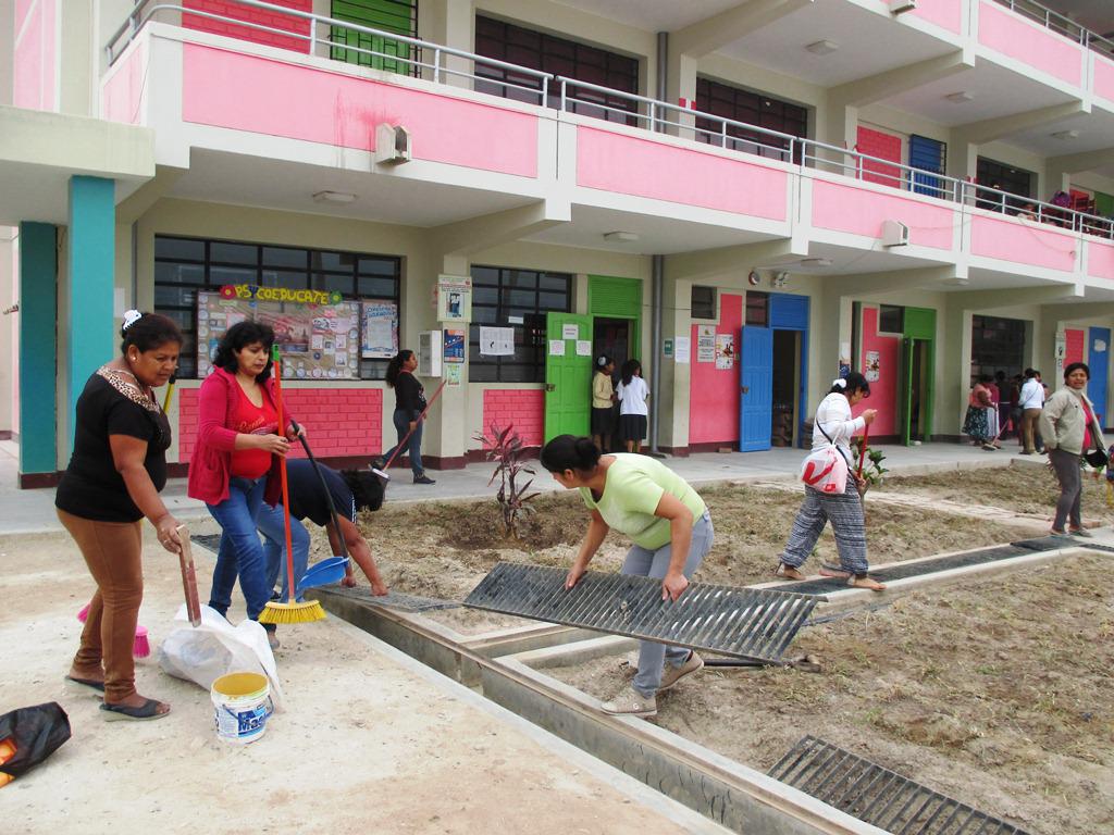 Piura: Comunidad educativa realiza campaña “Cero Inservibles”