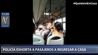 Policía a pasajeros de bus: “Si no toman consciencia, el virus se va a propagar” (VIDEO)