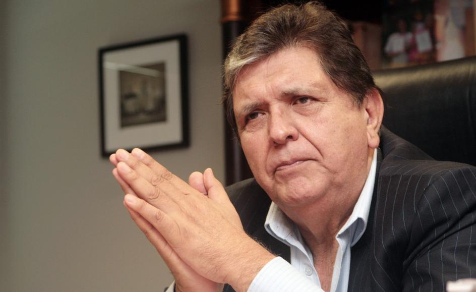 Alan García pide disculpas por "narcoindultos" y dice que no lo volverá a hacer