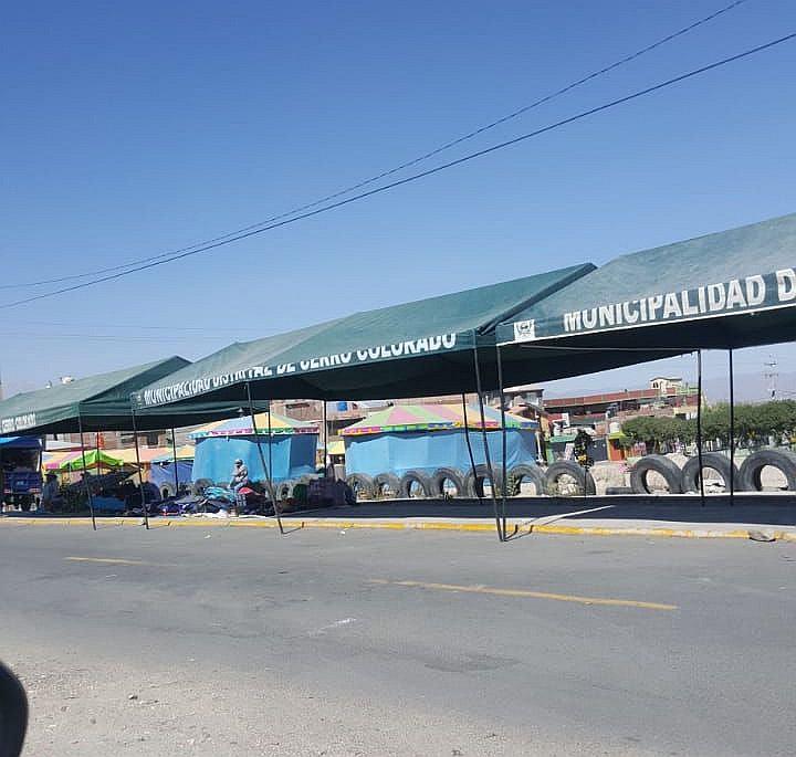 Sin policías desalojan calles en Río Seco