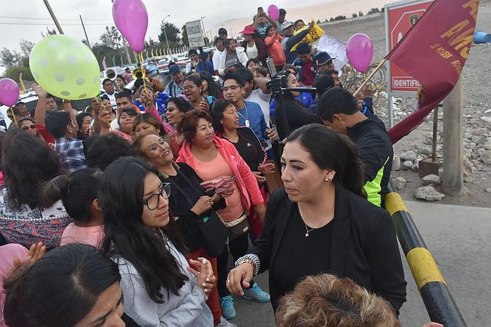 Multitud de personas recibieron a los excarcelados de los Limpios de Tacna