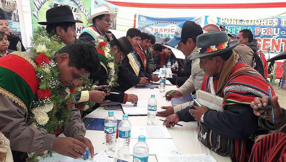 Puno: autoridades fronterizas firman acuerdo de integración Perú- Bolivia 