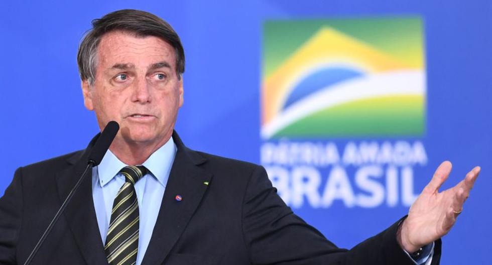 Bolsonaro ya había indicado a inicios de mes a un grupo de simpatizantes que debería pasar por el quirófano para la extracción de un cálculo “más grande que un frijol”. (EVARISTO SA / AFP).