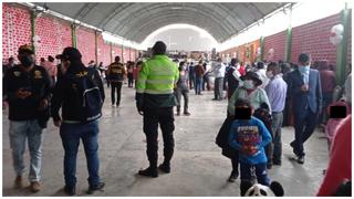 PNP interviene 7 fiestas, 2 bodas y multan a más de 300 personas en Huancayo