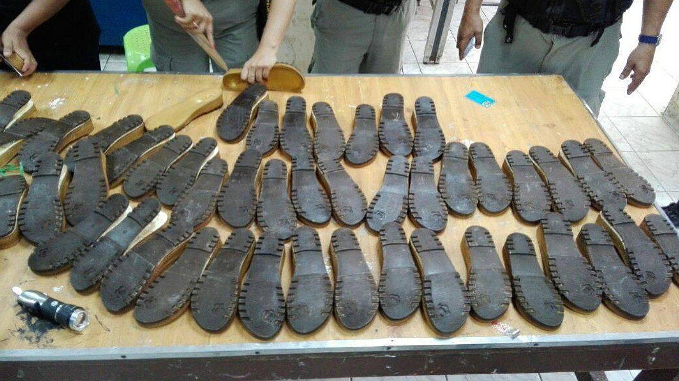 Mira lo que quiso hacer estar mujer para ingresar droga al penal El Milagro (VIDEO) 