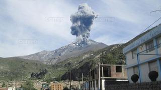 Volcán Ubinas: Nueva explosión lanzó cenizas a 500 metros de altura