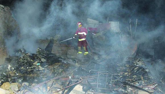 Familia pierde todas sus pertenencias en incendio en el distrito de Reque