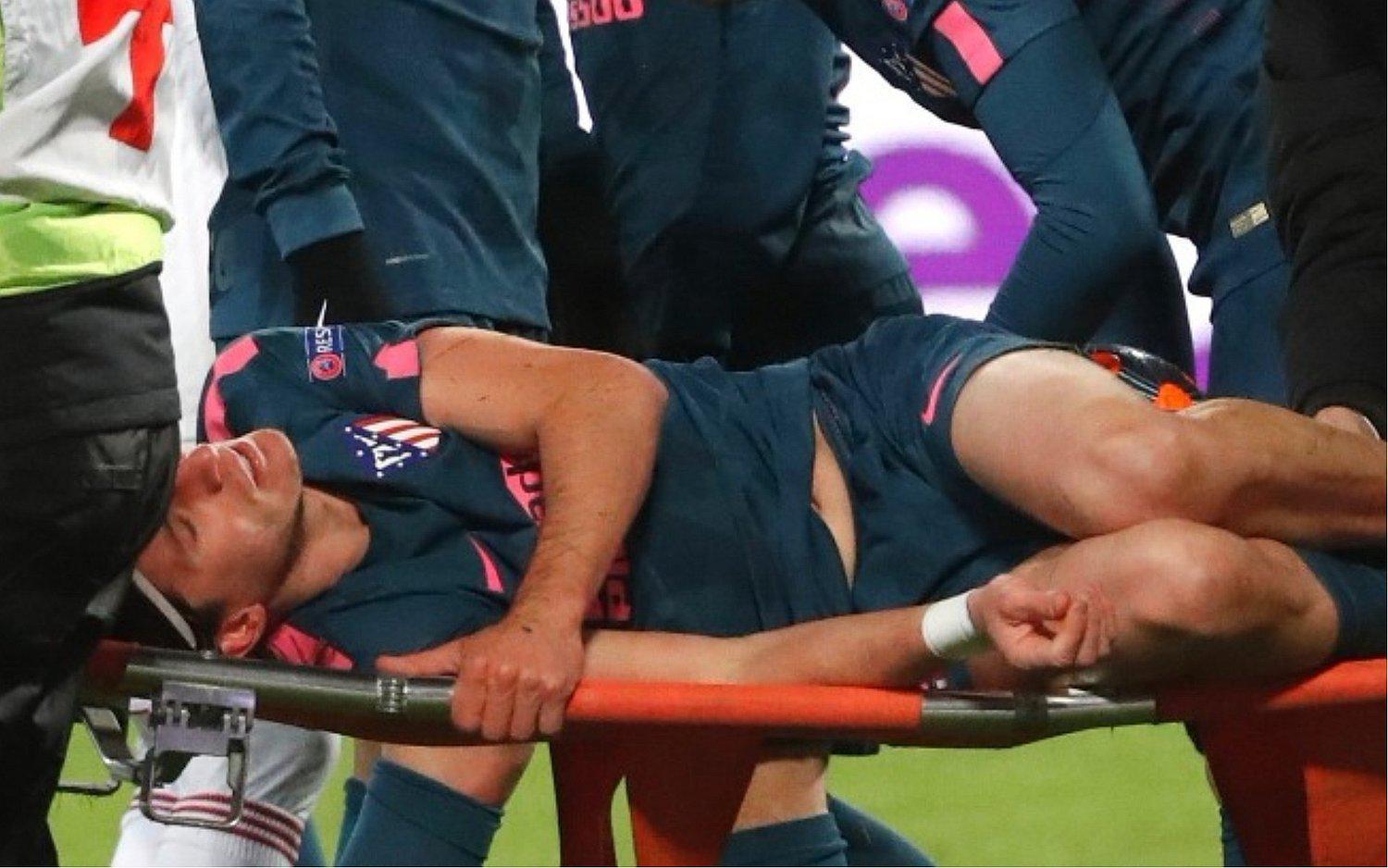 Brasileño Filipe Luis se perderá Rusia 2018 por grave lesión