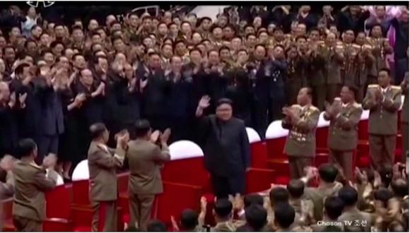 Corea del Norte: ​Kim Jong-un celebra con concierto pop el éxito de su último misil (VIDEO)