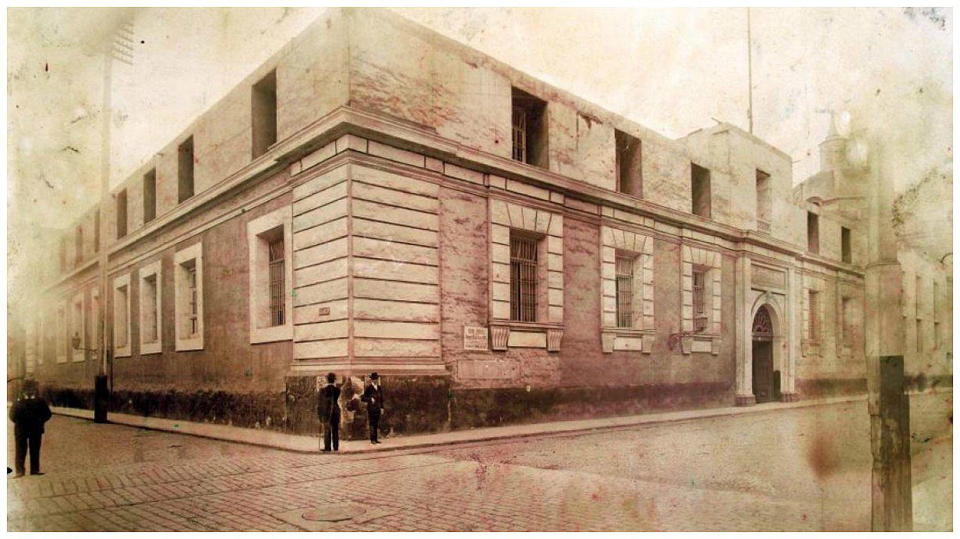 Biblioteca Nacional presenta muestra fotográfica sobre el incendio de hace 75 años