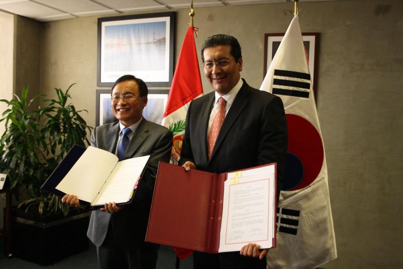 Perú y Corea reconocerán brevetes A-I o su equivalente