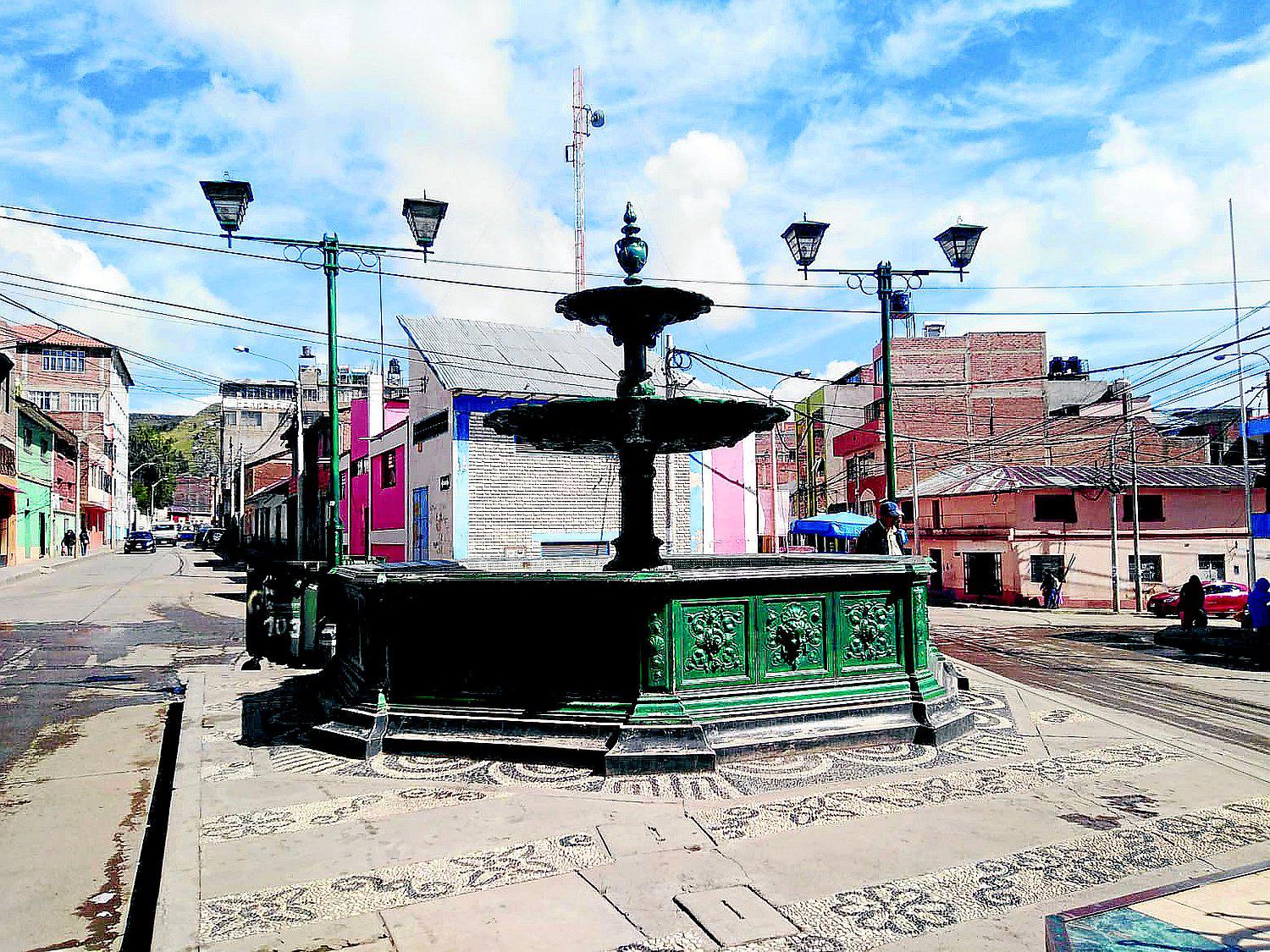 Esta es la pileta que será llevada a la Plaza Mayor de Puno