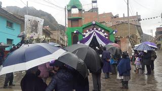 Piden ayuda para restaurar lienzo del Señor de los Milagros en Huancavelica