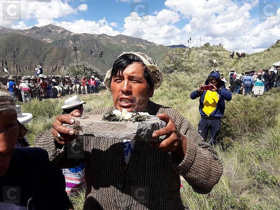 La osadía de los varones en el juego del carnaval (FOTOS y VIDEO)