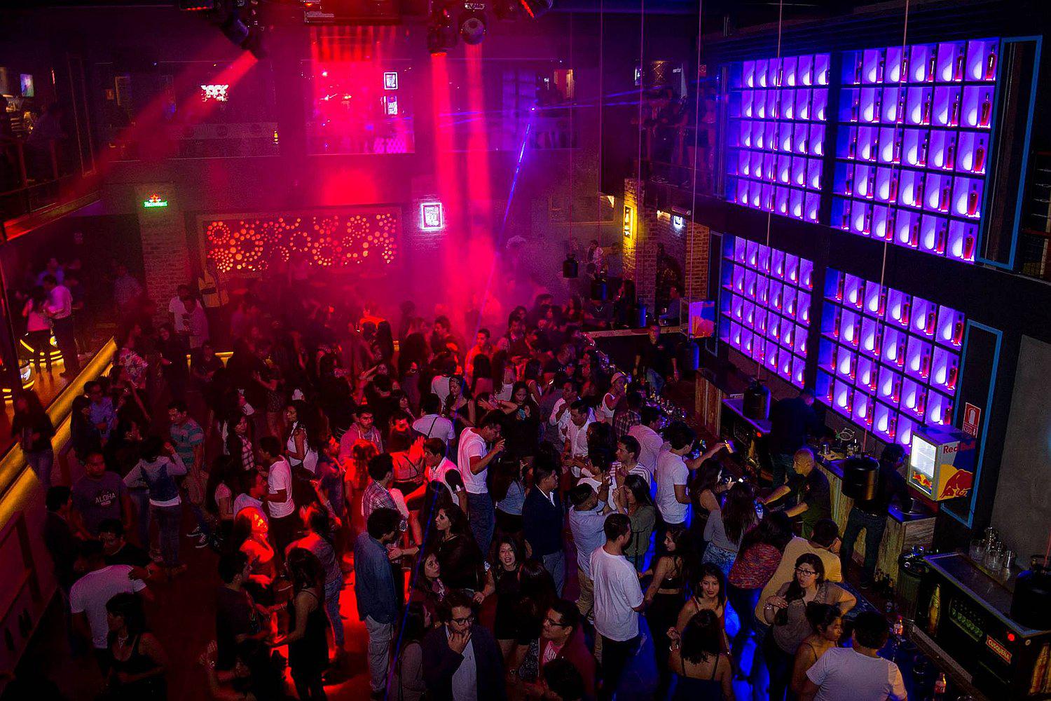 Tres abogados conocen a jovencitas en discoteca y sufren robo con “pepazo”