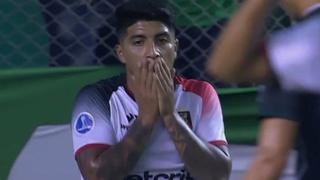 Luis Iberico erró clara situación de gol en Melgar ante Deportivo Cali (VIDEO)