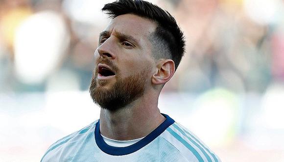 Lionel Messi cantó el himno de Argentina antes del encuentro frente a Chile