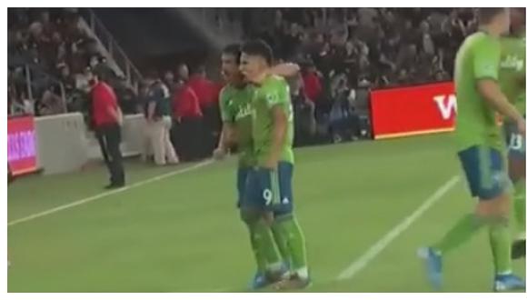 ​Raúl Ruidíaz y su genial jugada para anotar un golazo con el Seattle Sounders (VIDEO)