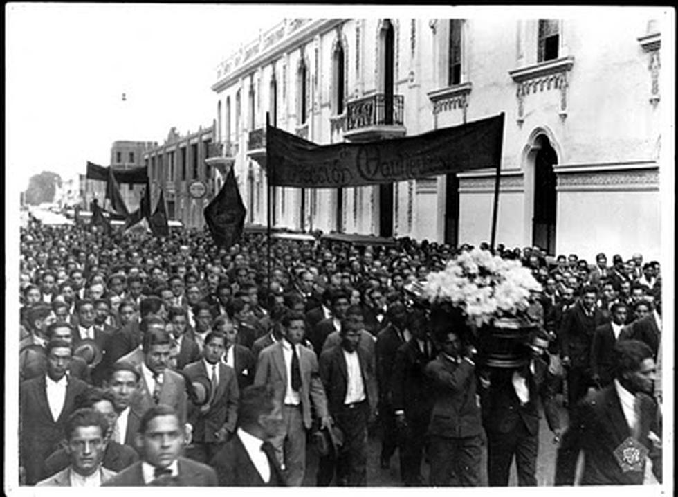 Día de los muertos: Los funerales más multitudinarios de personajes ilustres del Perú (Fotos)
