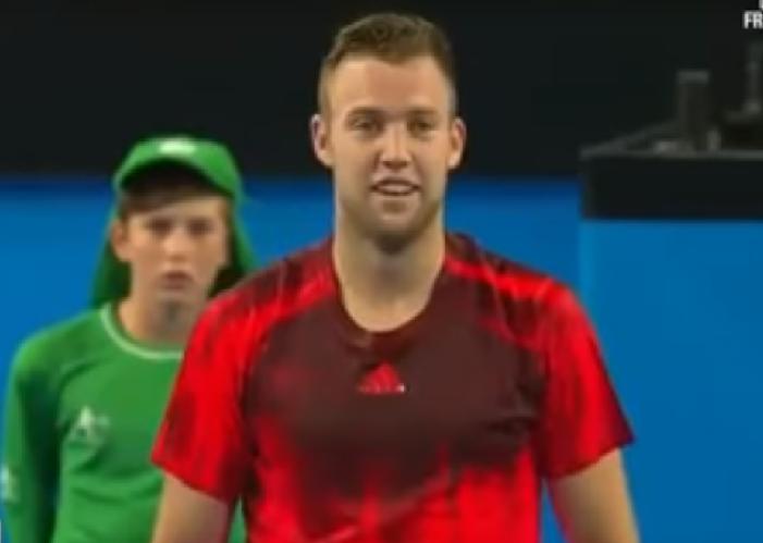 ​YouTube: Tenista sorprendió al público con esta admirable acción