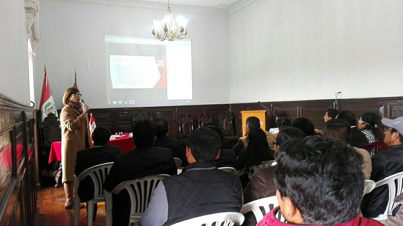 Prefectos de Ayacucho reciben capacitación