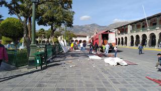 Regidores observan ferias en Plaza Mayor de Huamanga