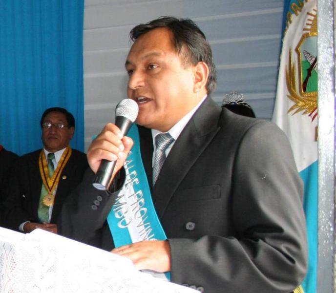 No procede vacancia de alcalde de Ambo