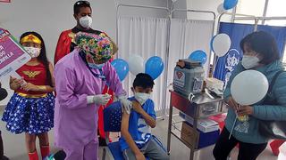 Vacunas en colegios de Arequipa para volver al 100% a la presencialidad