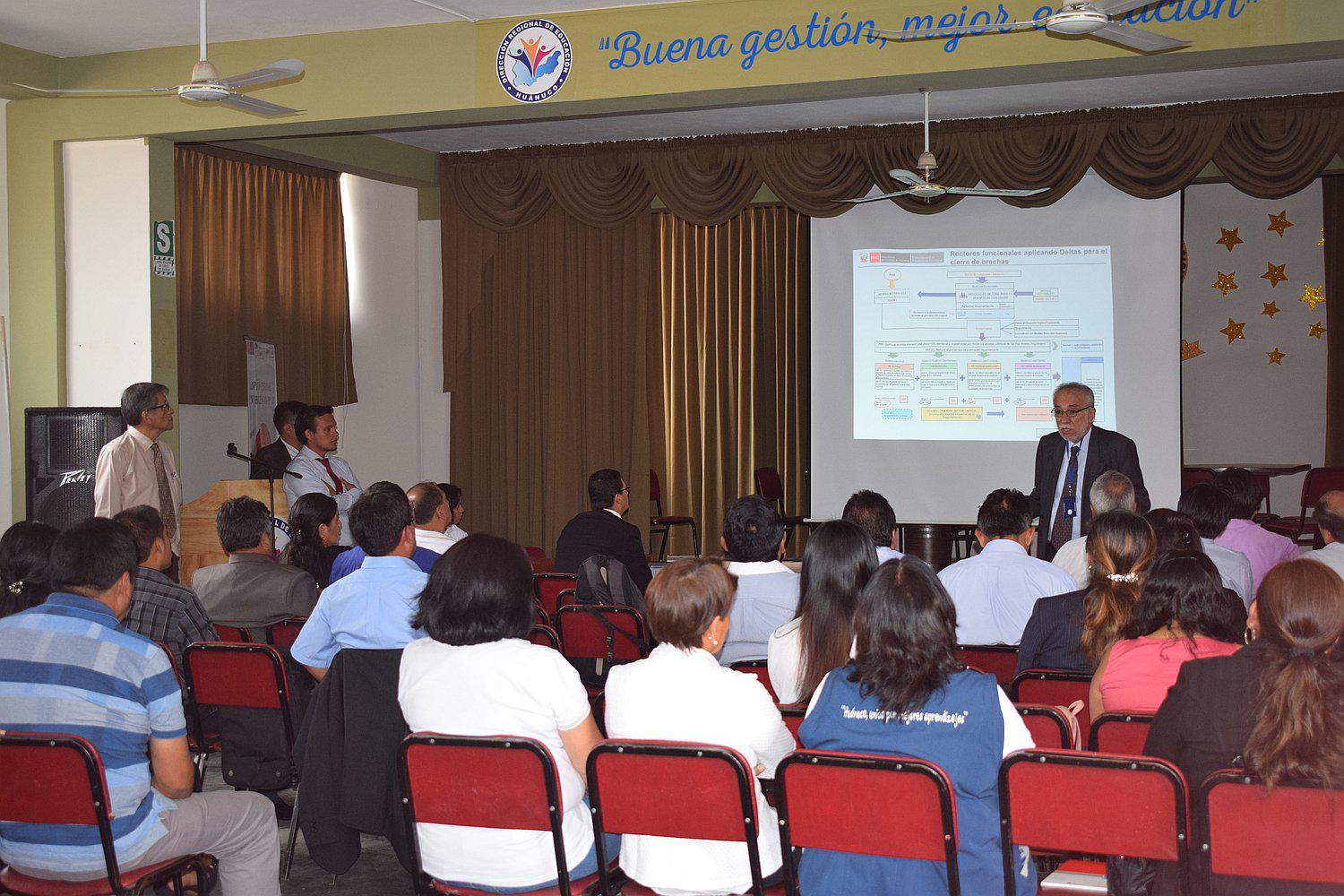 Gasto presupuestal de Ugel debe llegar al 95% hasta diciembre 