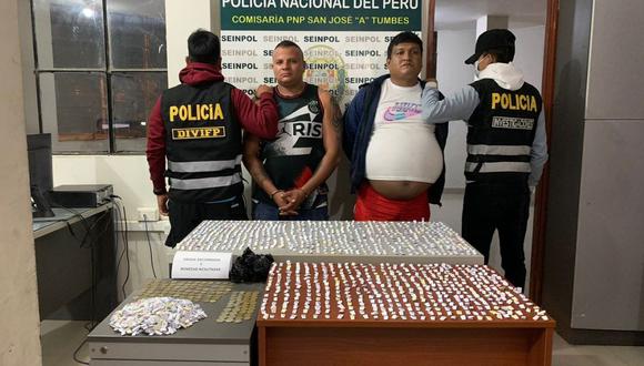 A José Luis Rodríguez Maza y René Iván Sandoya Quijano se les encontró una gran cantidad de envoltorios conteniendo pasta básica de cocaína.