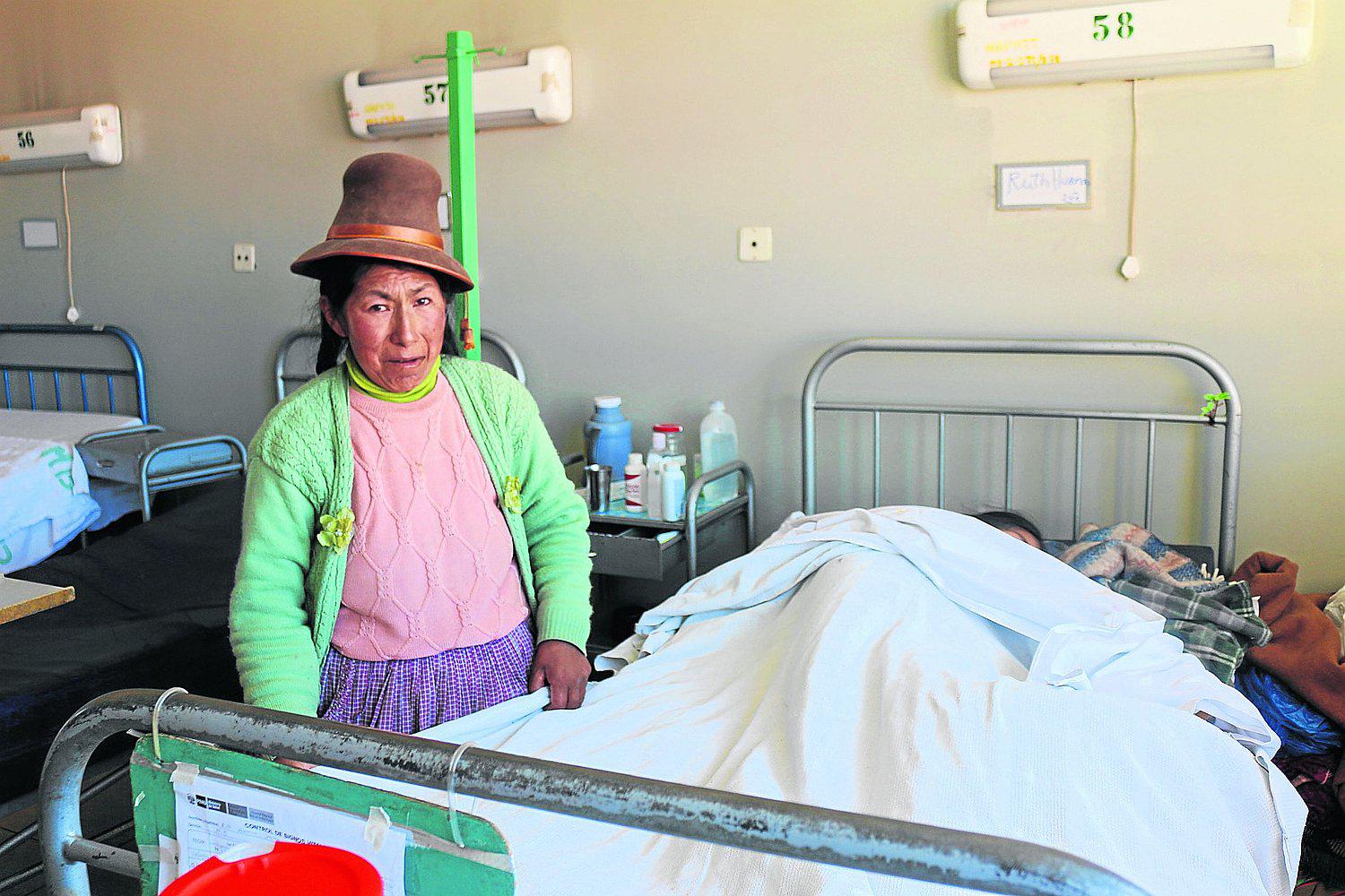 ​Quieren dar de alta en el hospital a una mujer en estado vegetal en Puno