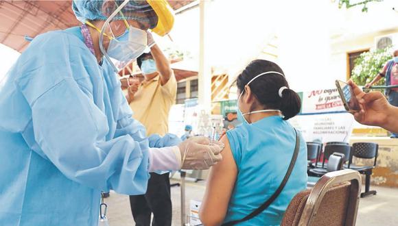 Falta de coordinación permitió que sean inmunizados, según documentos de la Red de Salud de Otuzco.